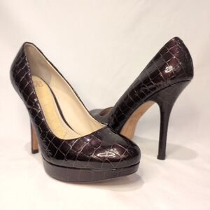 Joan & David Flipp Patent Crocodile Embossed Leather  Platform Pumps